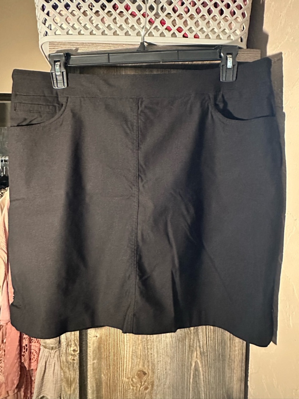 Classic Black Women's Mini Skirt/Skort - Sleek Everyday Style